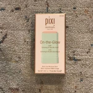 Brand new pixi on the glow stick